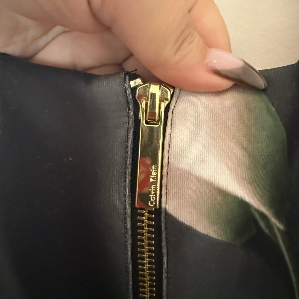 Calvin Klein Calla Lily Dress | Women 12 - Picture 3 of 5